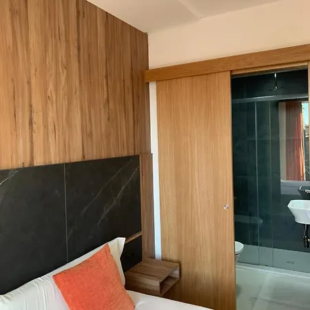 星辰膳食公寓 招待所 圣地亚哥－德孔波斯特拉